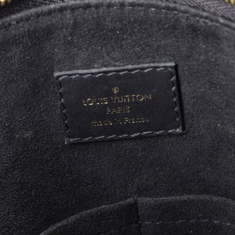 Louis Vuitton V Tote Monogram Empreinte Leather MM