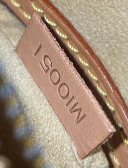 Louis Vuitton Looping Handbag Monogram Canvas MM