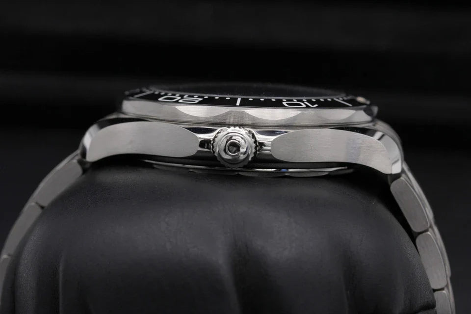 Omega Seamaster Diver 300m 210.32.42.20.04.001